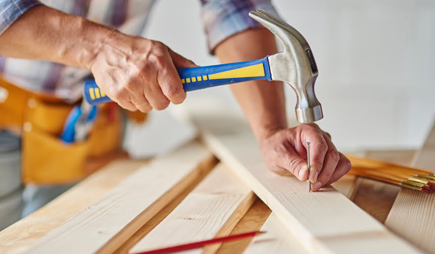 How to Choose the Right Handyman for Home